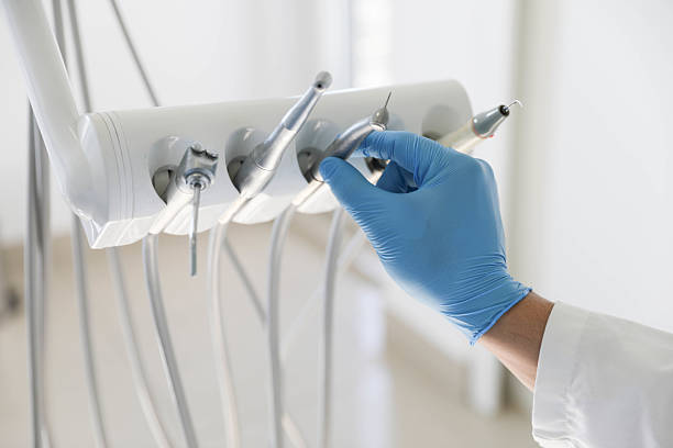 Professional Tooth Extraction technician working in Dexter, OR
